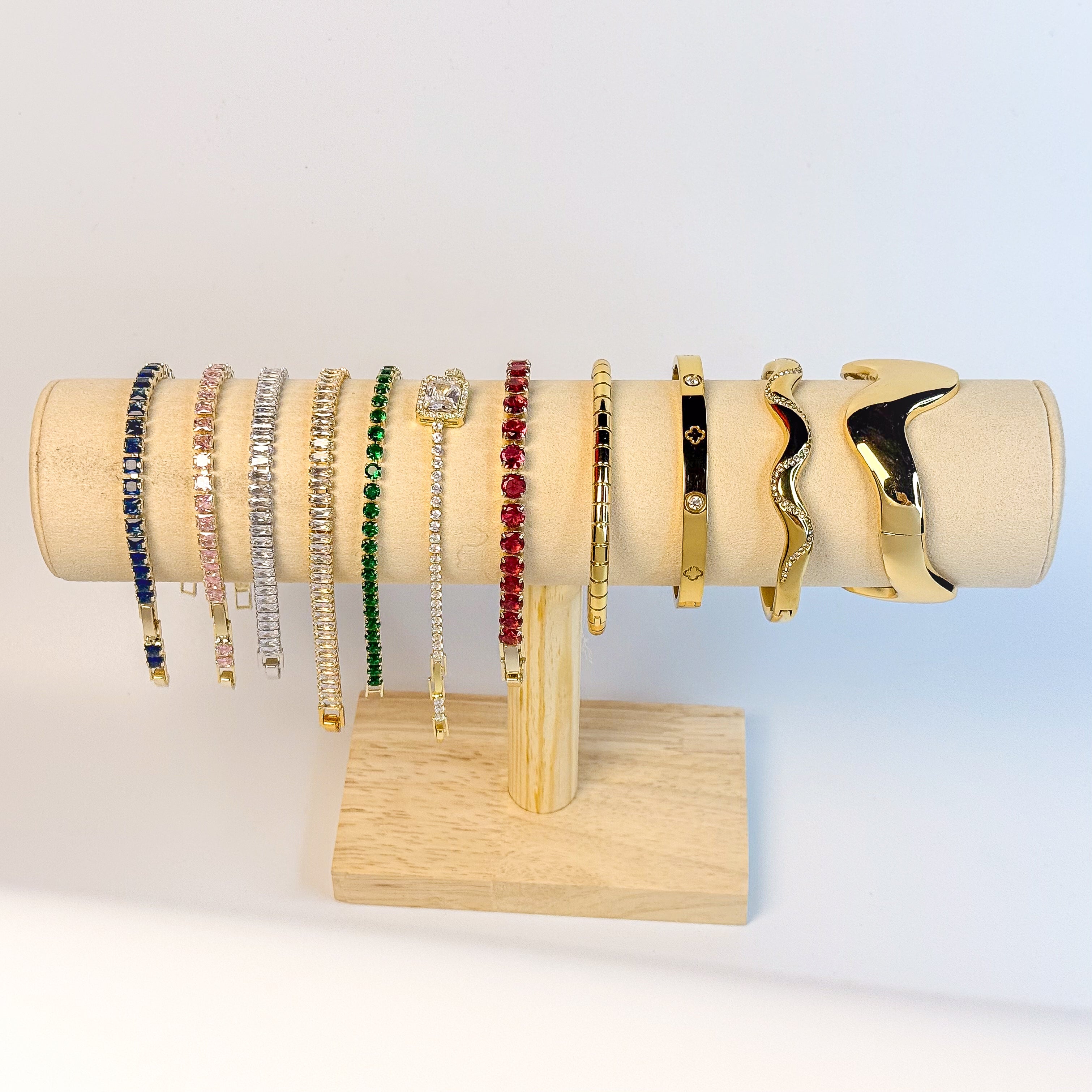 Bracelets - Adorn-iq