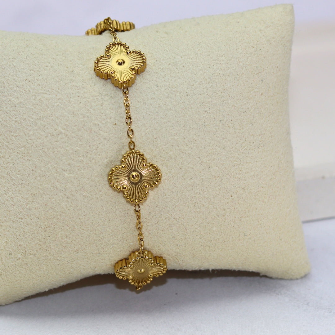 Honey Clover Chain Bracelet - Adorn-iq