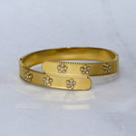 Chunky Vintage Floral Gold Bracelet - Adorn-iq