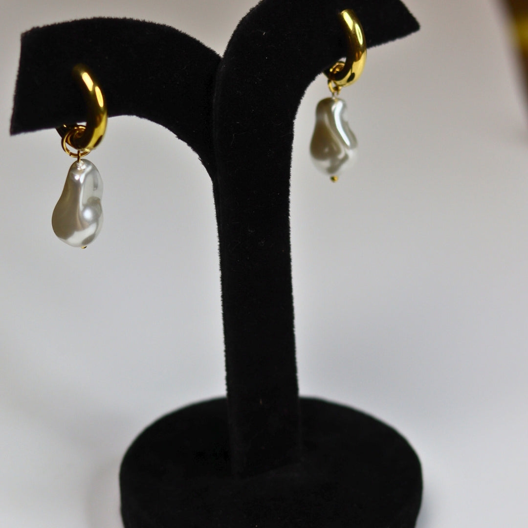 Chunky Pearl Drop Bali Hoops - Adorn-iq