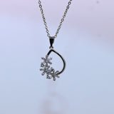 Flower Zircon Necklace in silver