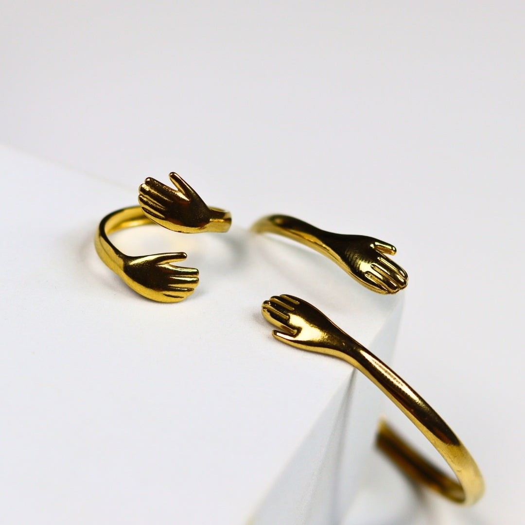 Gold Hug Combo Set - Adorn-iq