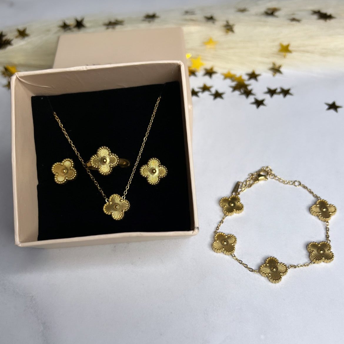 Golden Clover Full Set - Adorn-iq