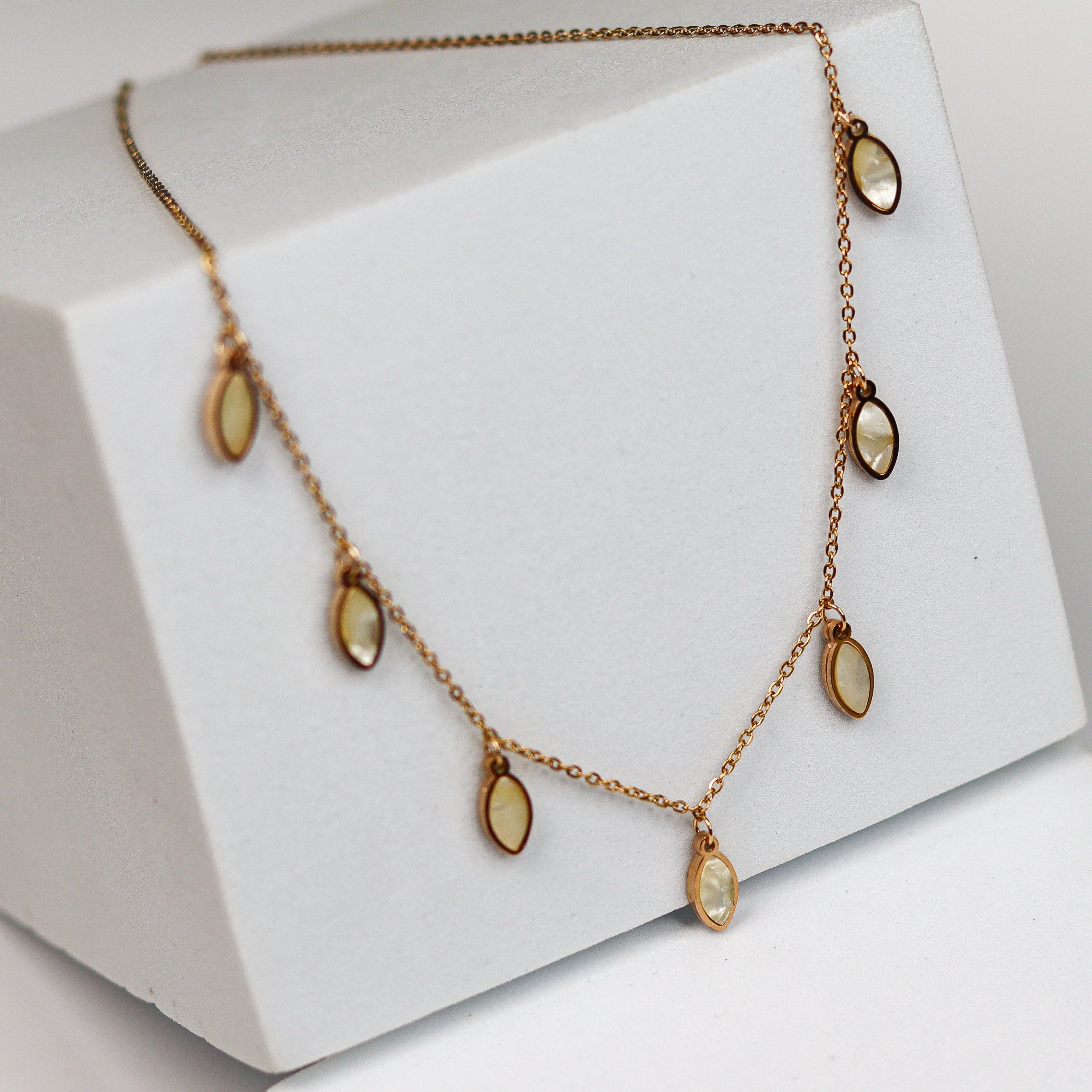 Mother Pearl Cham Necklace - Adorn-iq