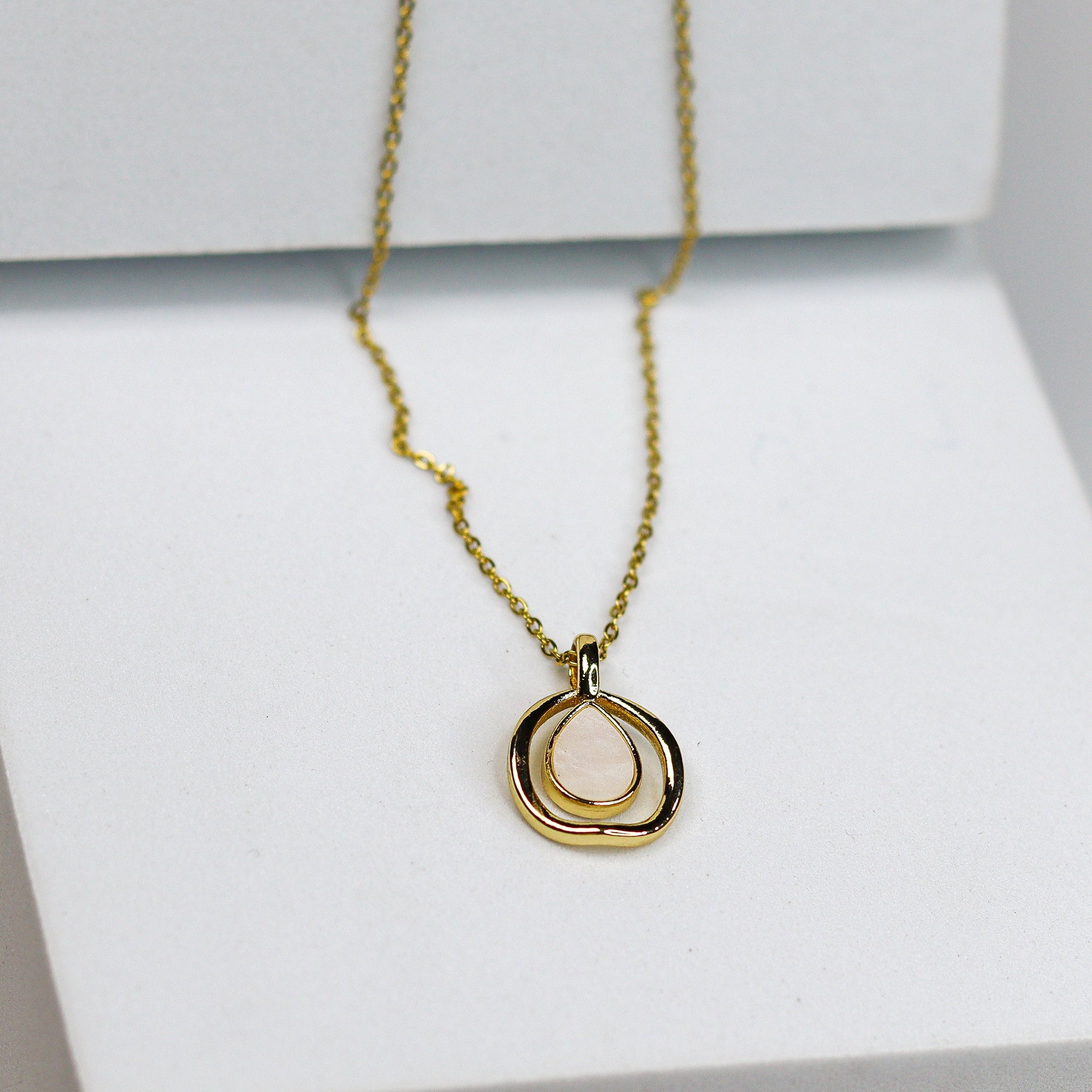 Mother Pearl Drop Necklace - Adorn-iq