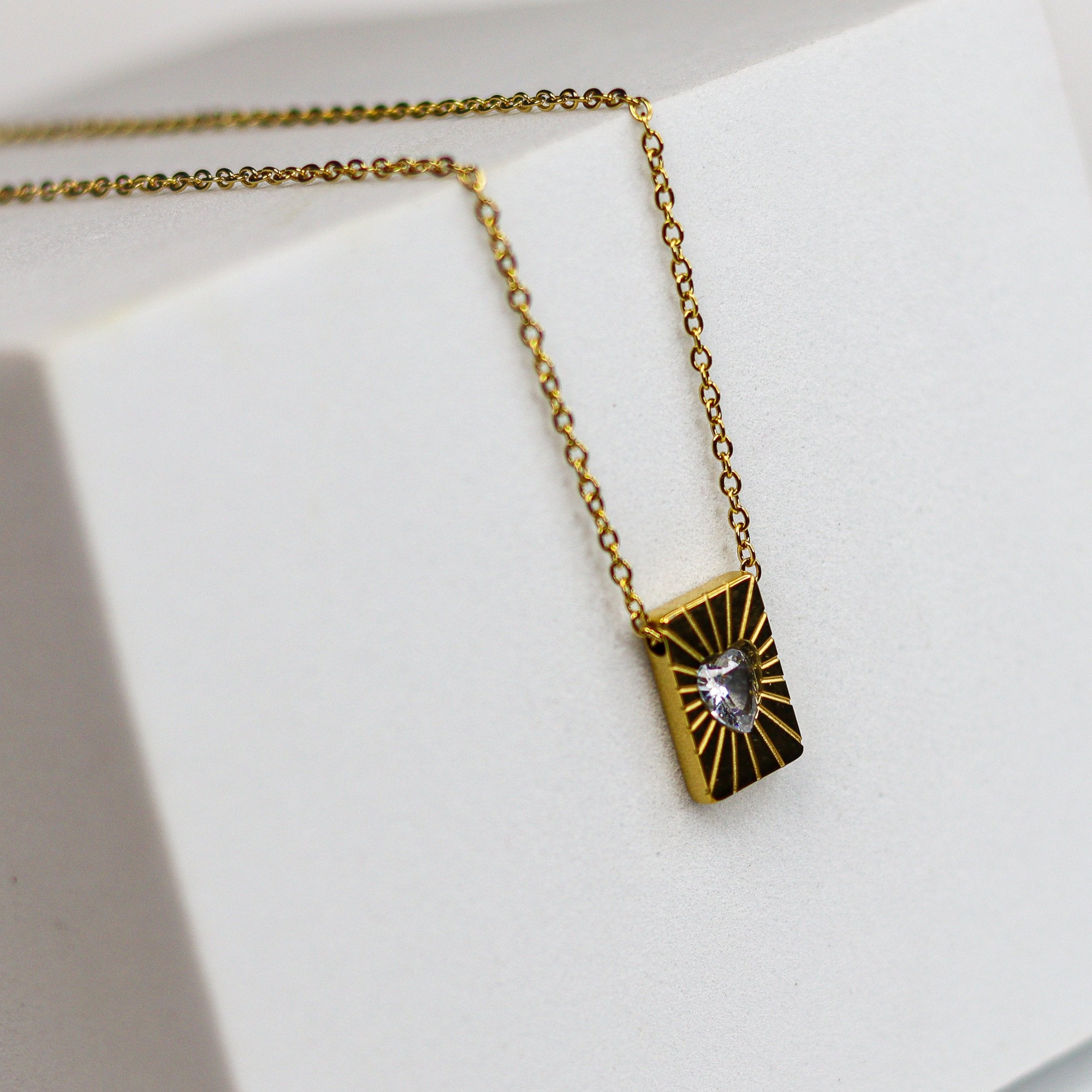 Centre Heart Solitaire Necklace - Adorn-iq
