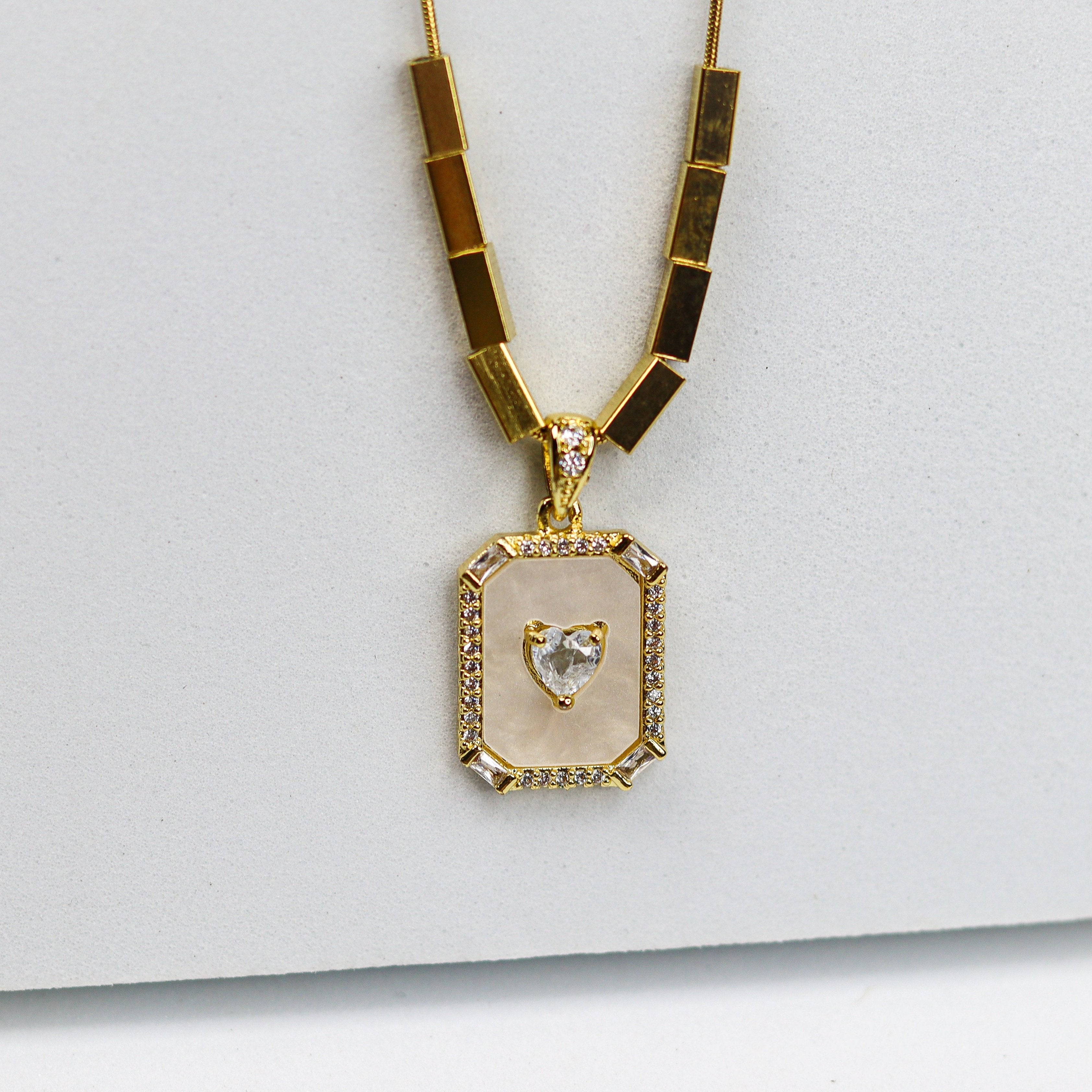 Classic Zircon Mother Pearl Necklace - Adorn-iq
