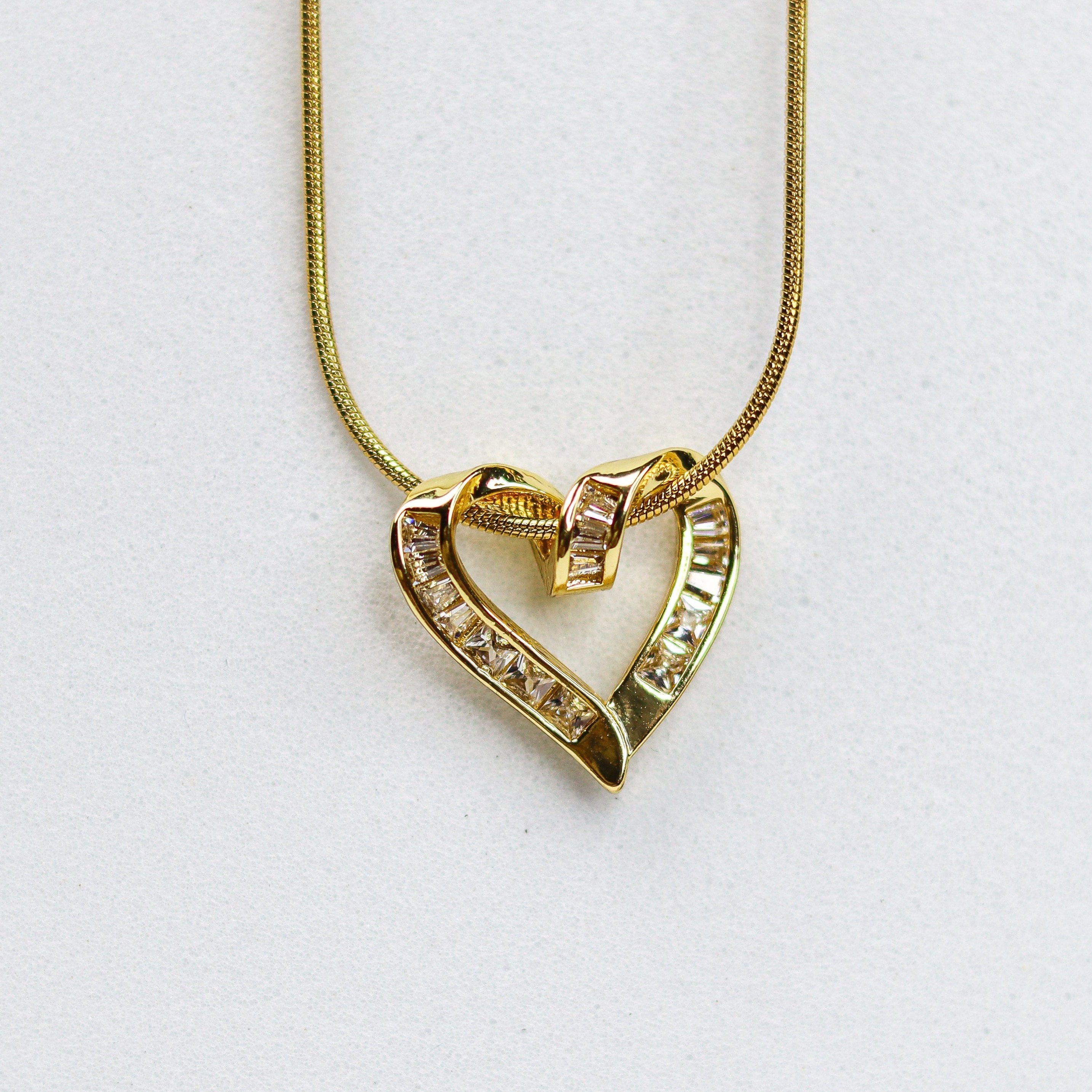 Bracket Stone Heart Necklace - Adorn-iq