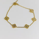 Minimal Studded Clover Chain Bracelet