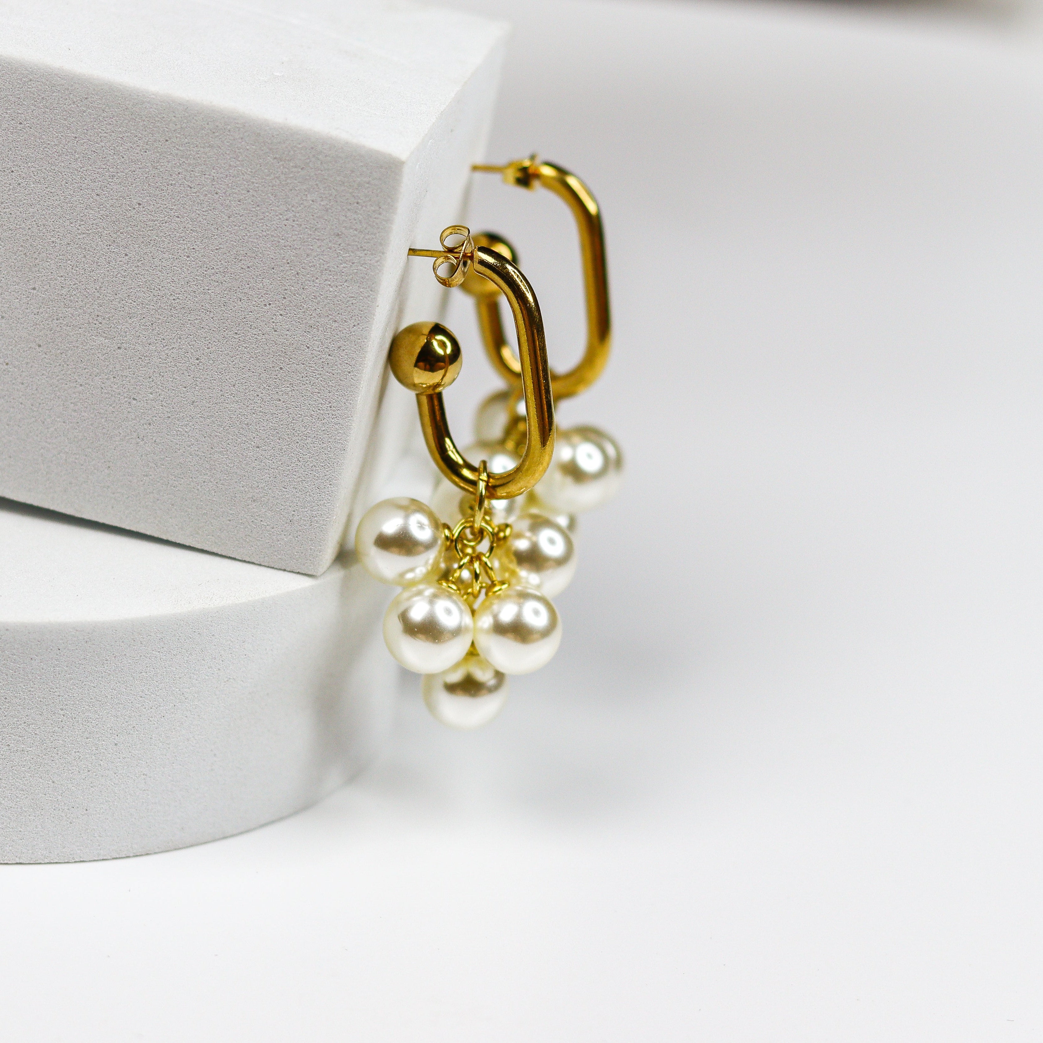 Grape Bunch Pearl Earrings