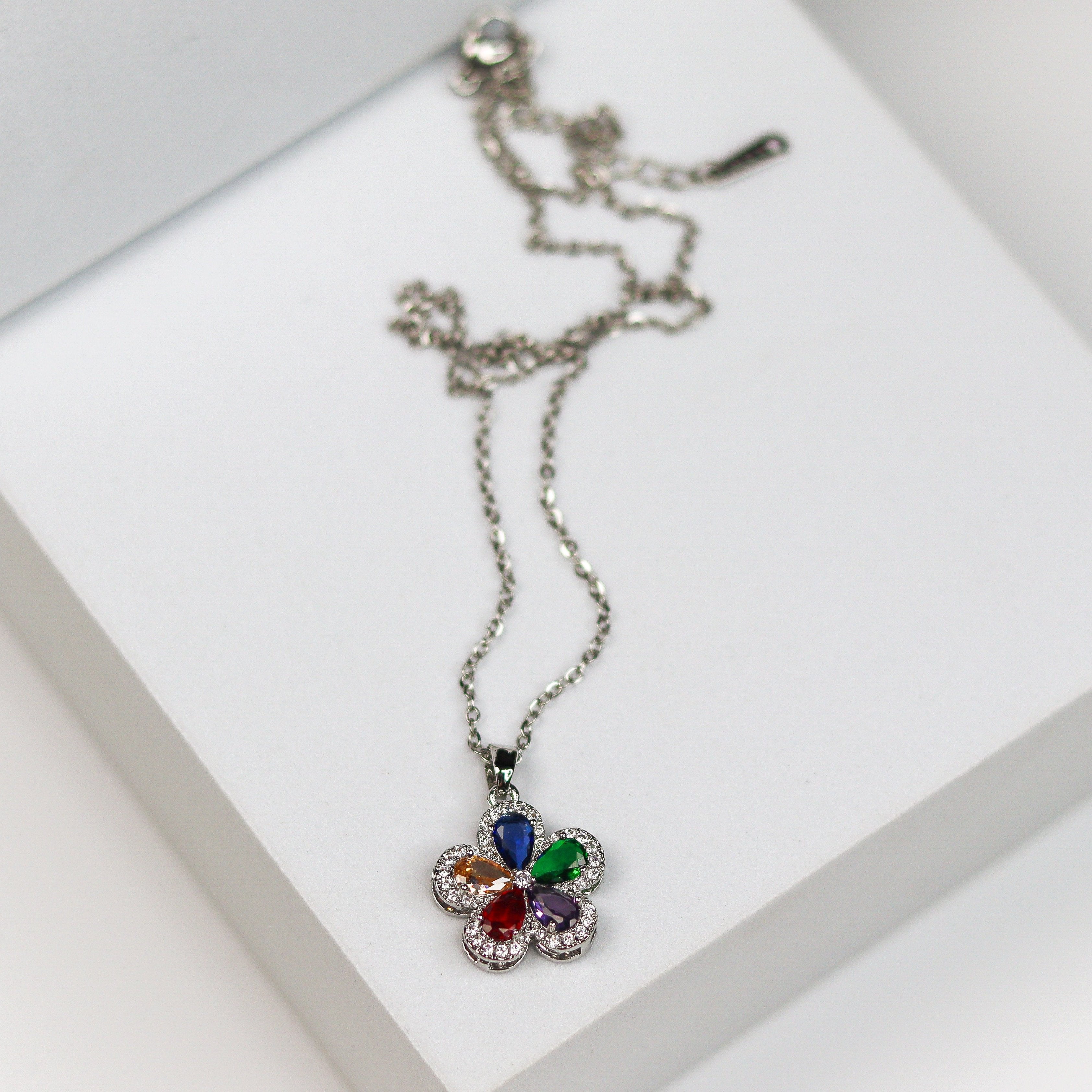 Multi-Stones Floral Necklace - Adorn-iq