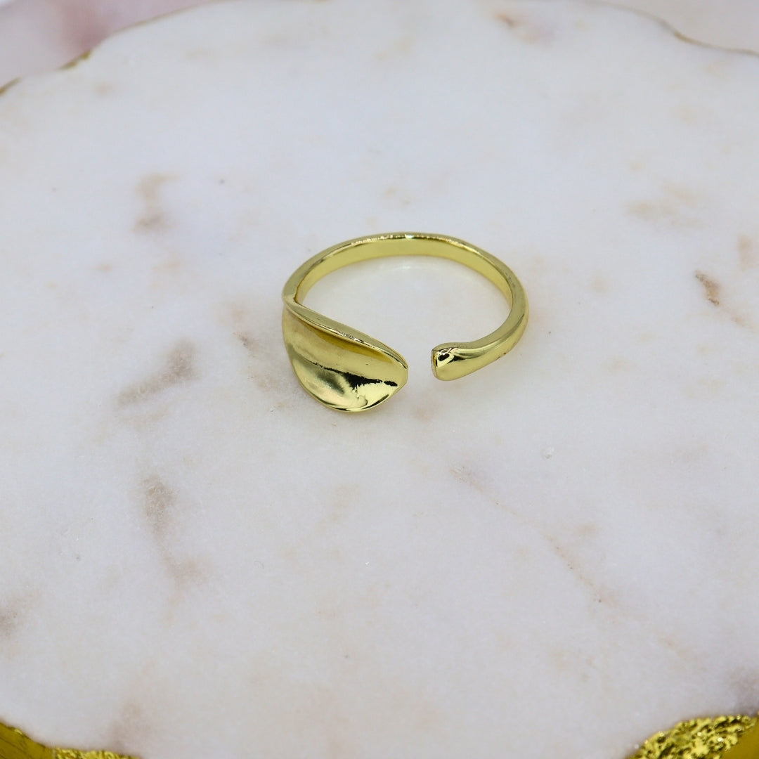 Leaf Ring - Adorn-iq