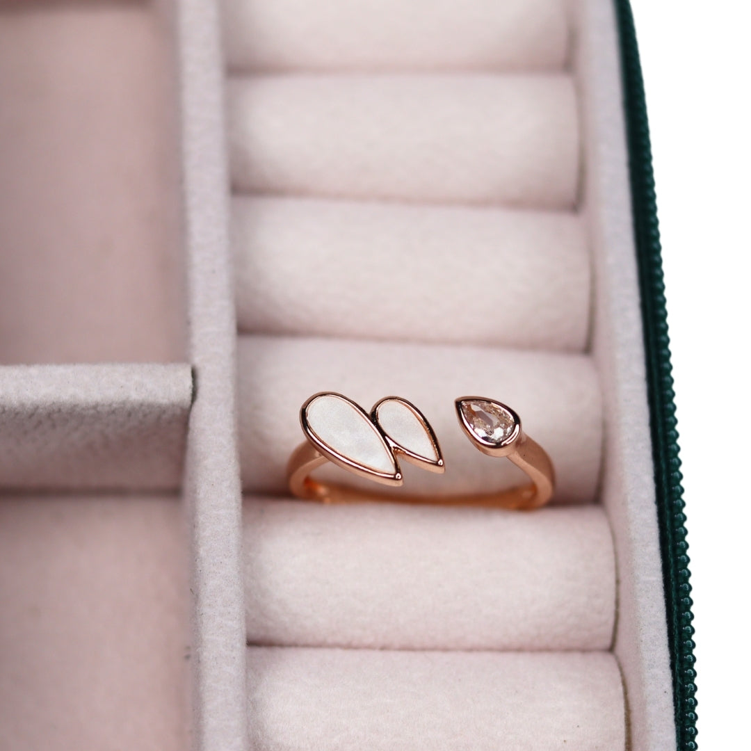 Leafy Rose Ring - Adorn-iq