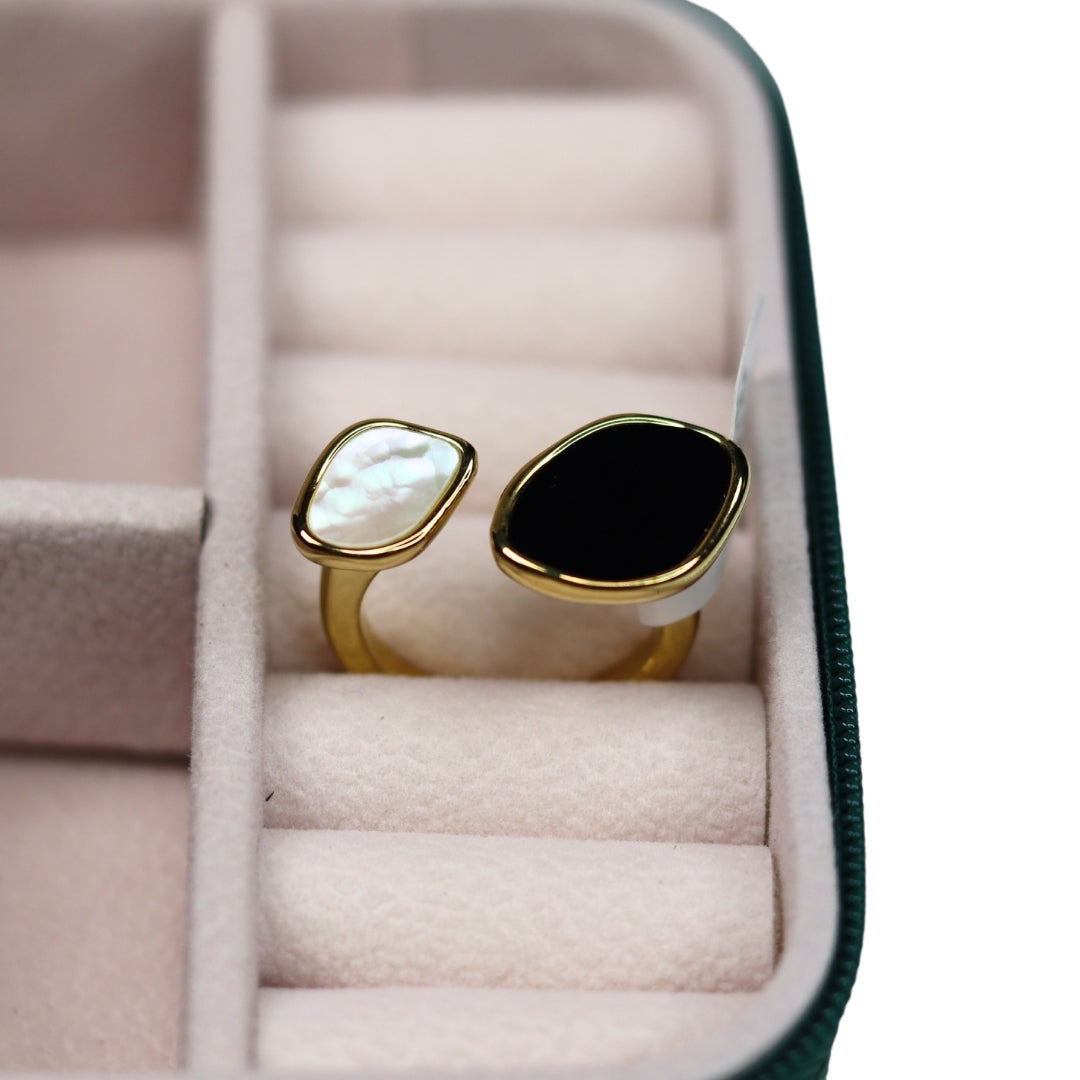 Midnight Pearl Duo Ring