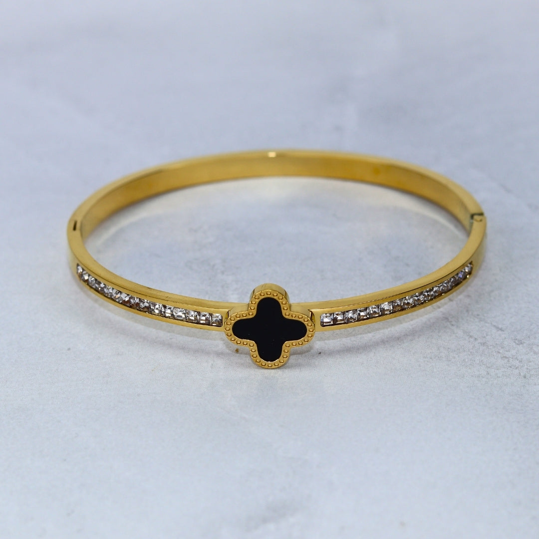 Minimal Clover Bracelet - Adorn-iq