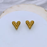 Minimal Heart Stud Earrings - Adorn-iq