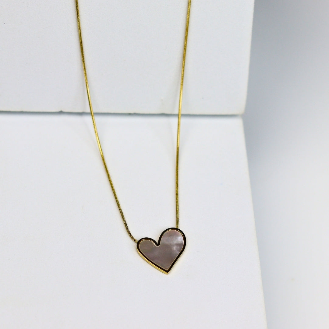 Modern Heart Necklace white