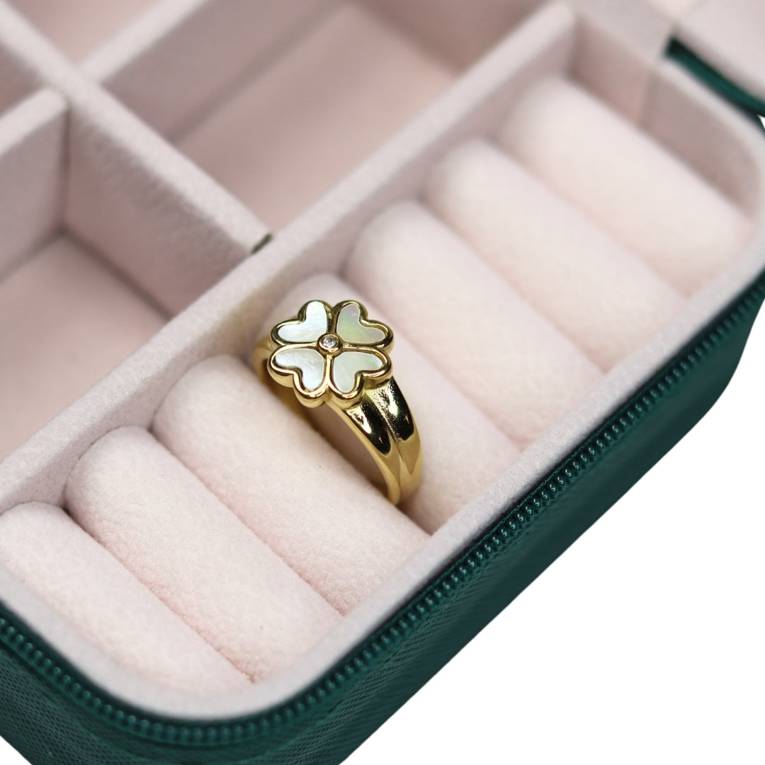 Snow White Floral ring - Adorn-iq