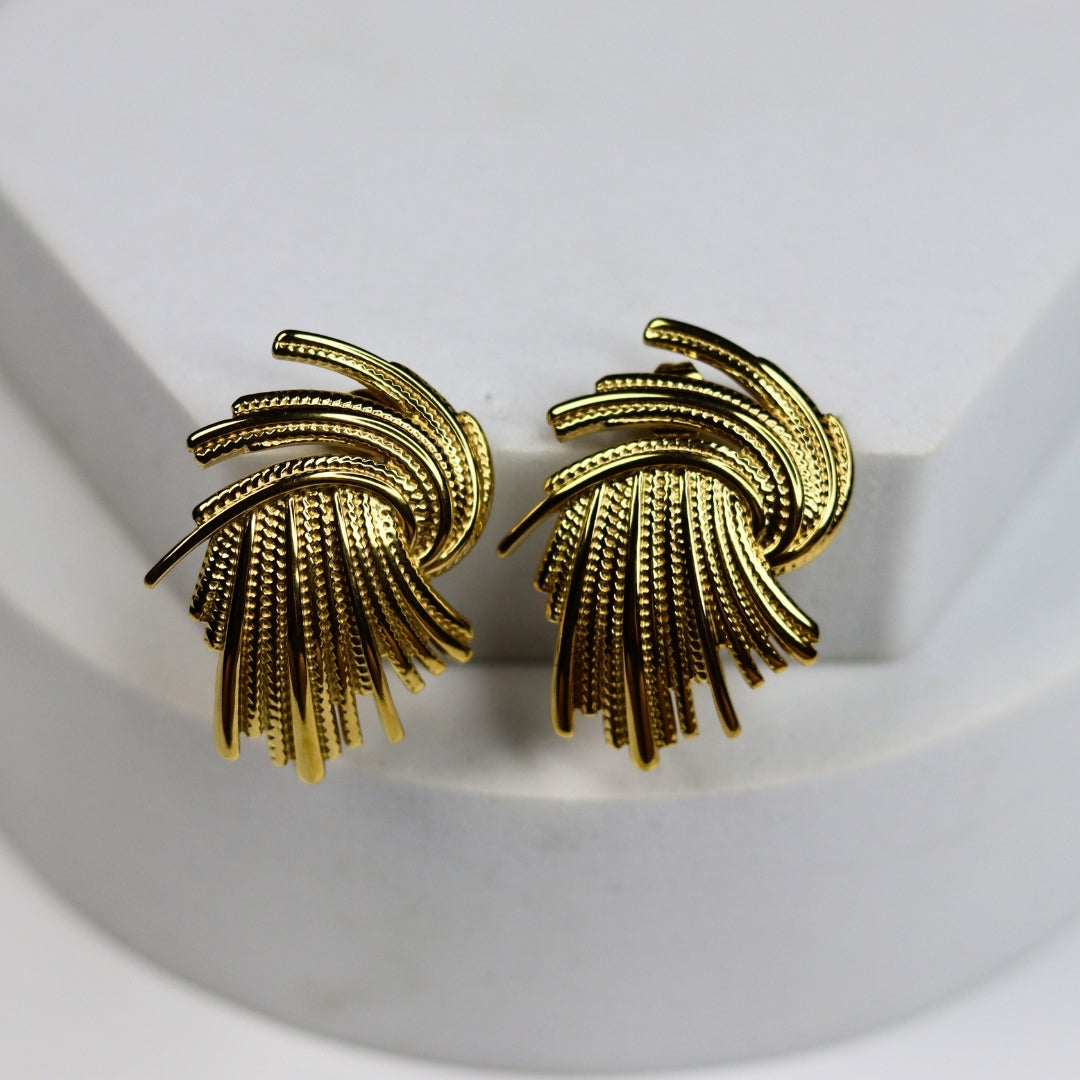 Vintage Feather Earrings - Adorn-iq