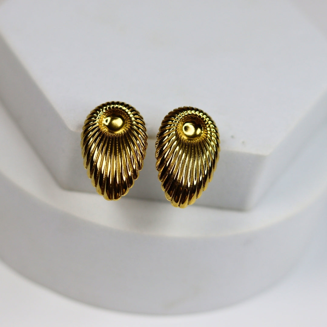 Vintage Gold Earrings - Adorn-iq