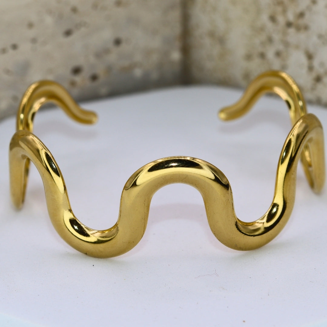 Wave Cuff Bracelet - Adorn-iq